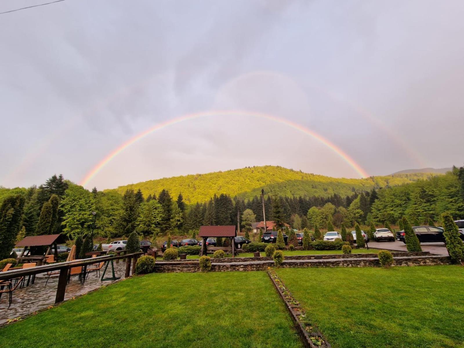 Hotel Miruna Sîmbăta de Sus Exterior foto